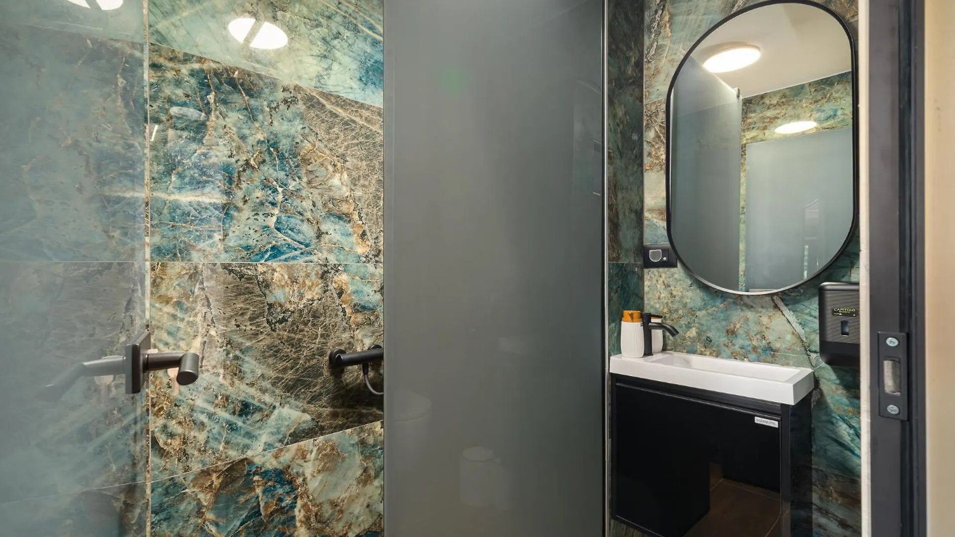 Palma 5 Premium Rooms Porec Bed & Breakfast